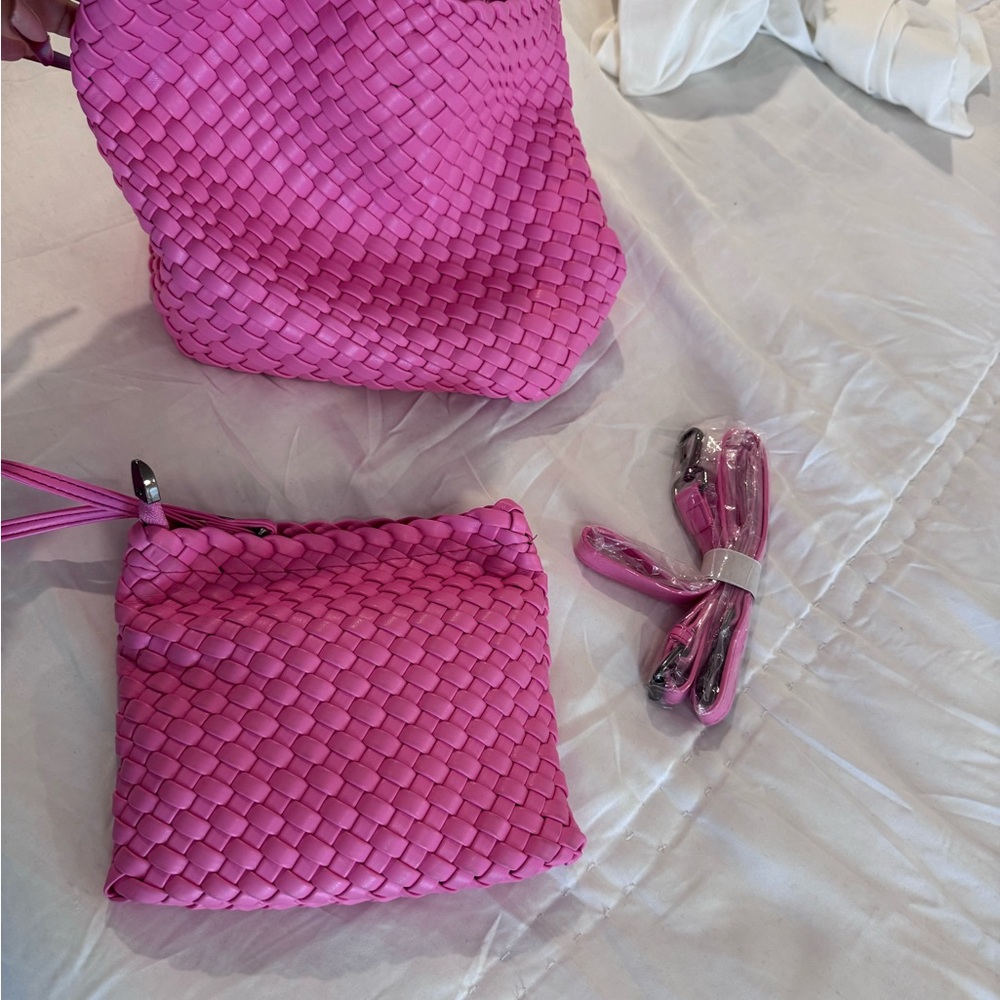 Pink Woven Handbag - Picture 3 of 4